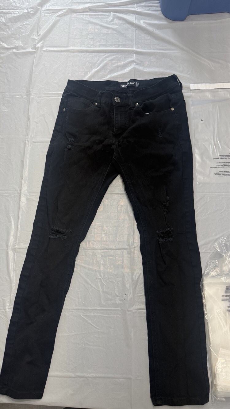ROYAL BLUE Relaxed Skinny Jeans Womens 30x30 Black Distressed